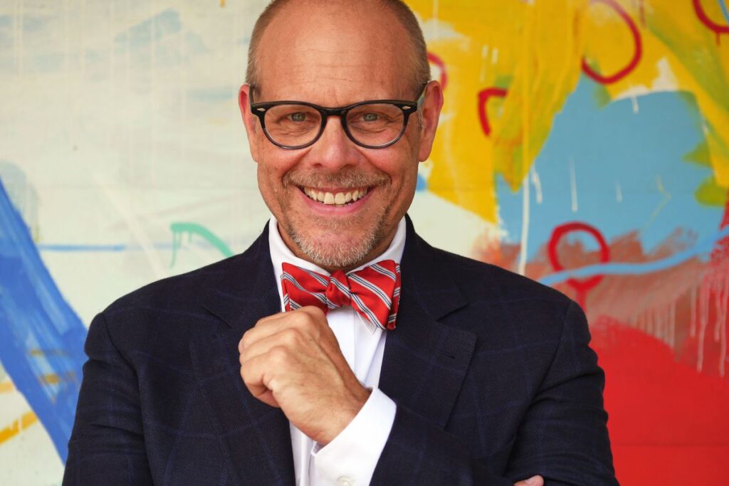 Alton Brown Net Worth Biography, Career, Spouse And More Voltrange