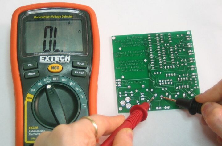 Looking To Buy A Voltage And Continuity Tester? Here Is What You Should Consider