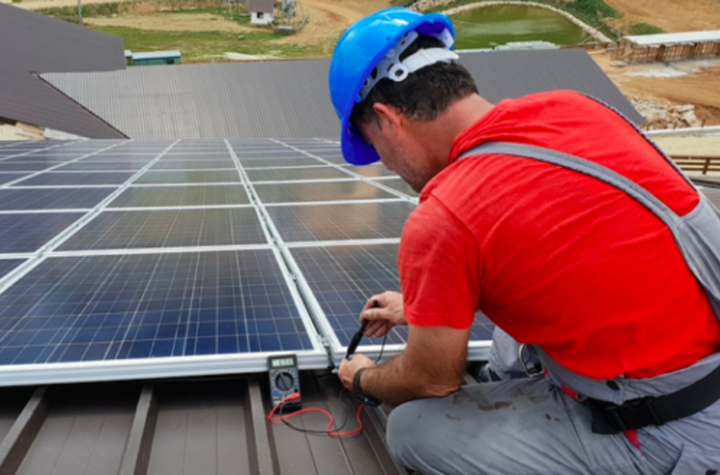 How To Install a Solar Panel the Right Way