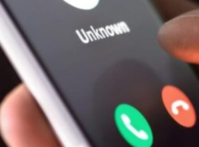 02045996877 who called me in uk spam call alert from 020 area code